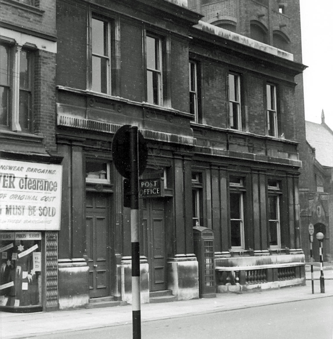 Post Office, St Helens