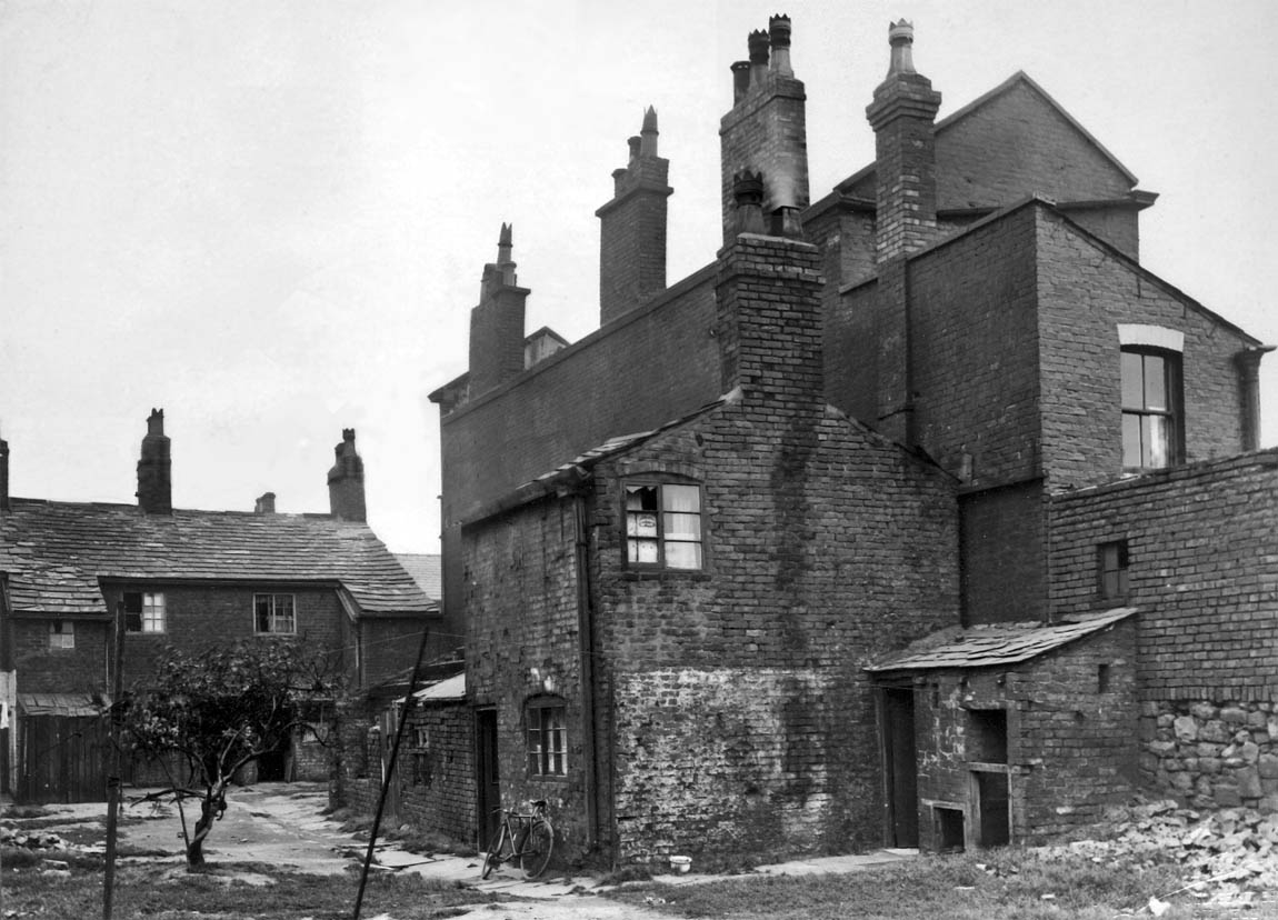 College Street St Helens