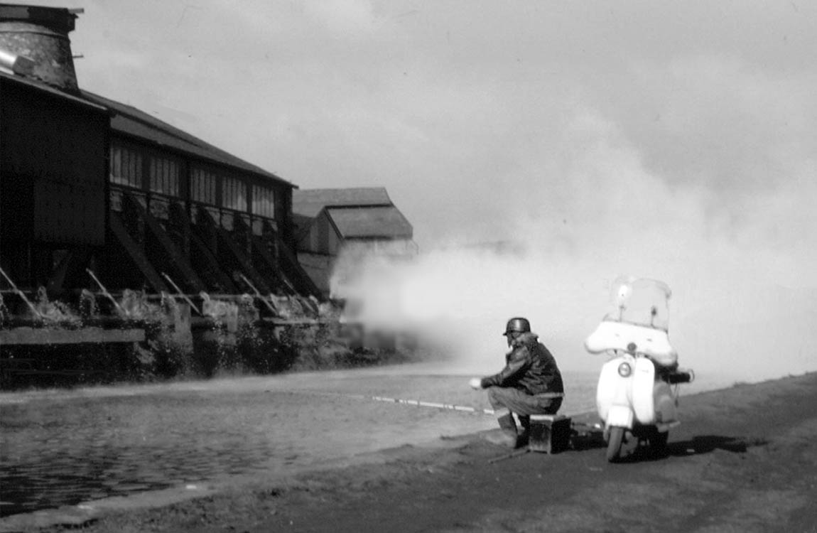 Hotties canal fishing, St Helens